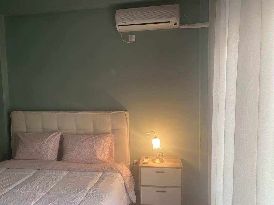 אתונה Cozy New Apartment Near The Beach מראה חיצוני תמונה